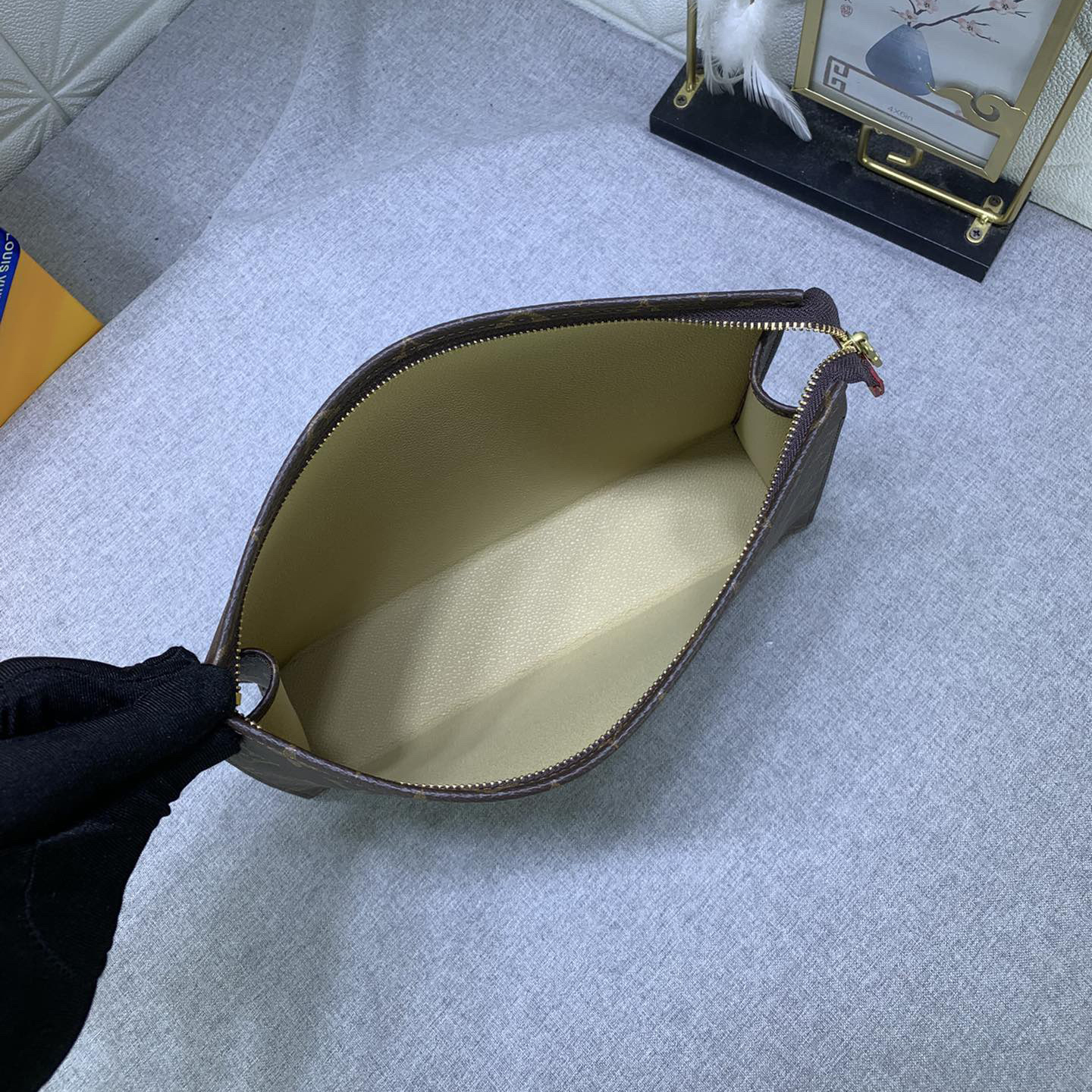 LV High Qualities Men Women Purse Wallet Luxury Handbags Monogram Canvas Cut For Easy Storage Of Personal Items Fashion Clutch Bag Unisex Purse Wallet