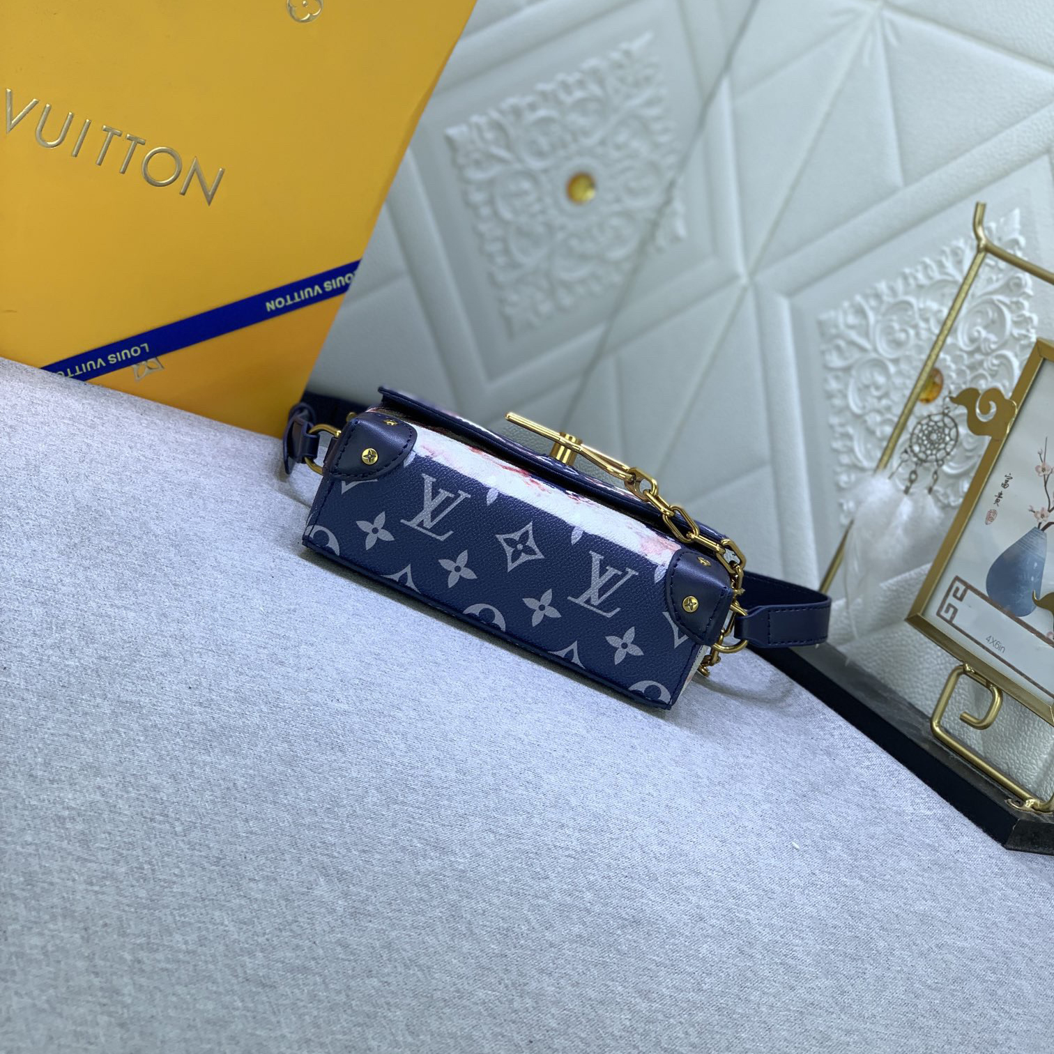 LV High Quality Women Shoulder Bags Luxury Handbags Monogram Bleach Coated Canvas Cowhide Trimmed Magnetic Buckle Shoulder Strap Non Removable Adjustable Female Hand Bag