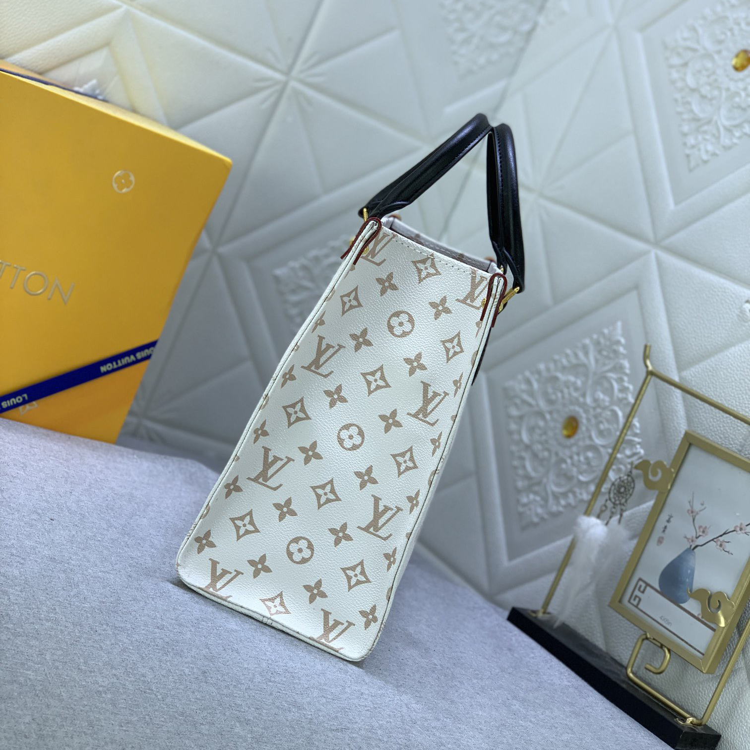 LV High Quality Women Shoulder Bags Luxury Canvas Rendering New Gradient Color Tone Ladies Clutch Bag Detachable Round Zero, Detachable Jacquard Shoulder Straps Shoulder Tote Female Purse Wallet Hand Bag