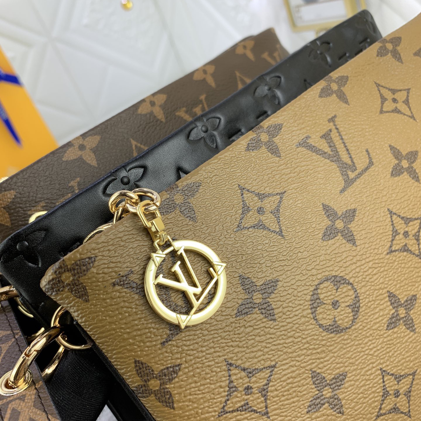 LV High Quality Women Shoulder Bags Luxurys LV3 Handbag Combines Monogram Embossed Sheepskin Monogram Canvas And Monogram Reverse Canvas With Adjustable Shoulder Straps For Easy Shoulder Or Crossbody Carrying Of Female Hand Bags