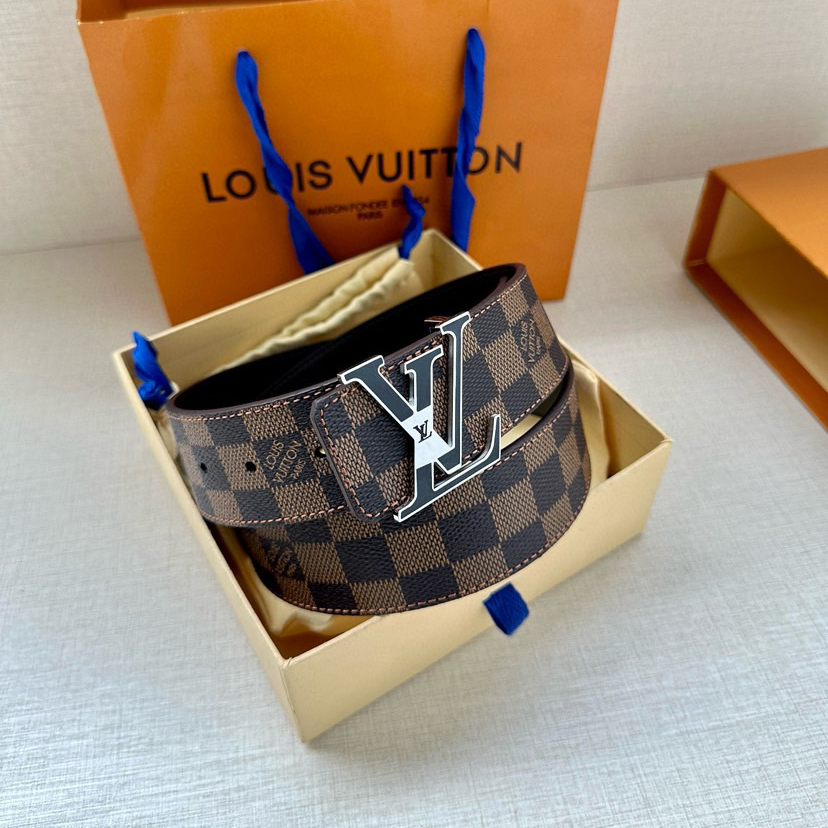 LV Leather It Has A Thick Touch, With Clear And Distinct Printed Patterns It Is A Fashionable And Classic Men's Belt A Designer Belt A Casual And Smooth Buckle Belt For Both Women And Men With A Width Of 4.0 Cm And With Box