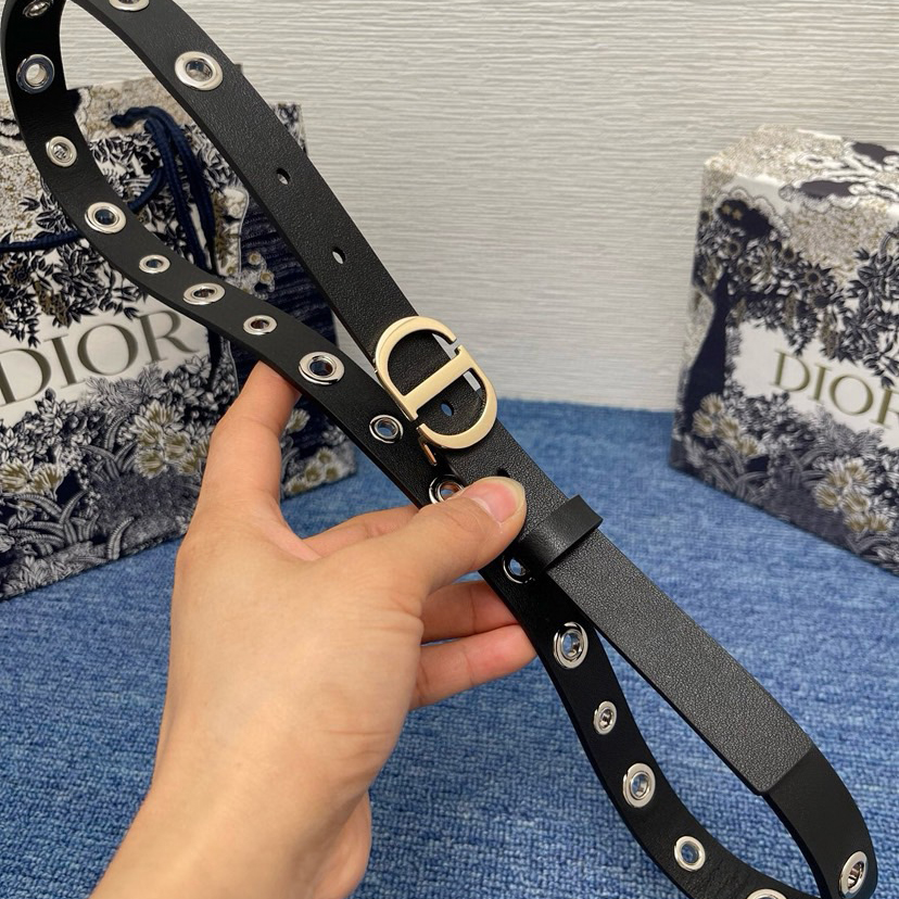 Dior Double-Sided Waistband 20mm Is Meticulously Crafted In Black Cowhide Leather Adorned With A Series Of Eyelets And Paired With A Silver Finish Metal Cd Waistband Buckle Elegantly Reinterpreting The Classic Dior Logo
