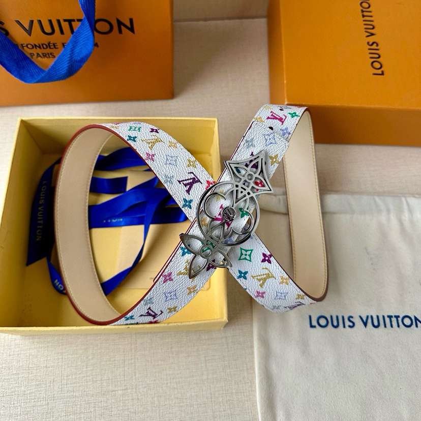 LV Leather It Has A Thick Touch, With Clear And Distinct Printed Patterns It Is A Fashionable And Classic Men's Belt A Designer Belt A Casual And Smooth Buckle Belt For Both Women And Men With A Width Of 3.0 Cm And With Box