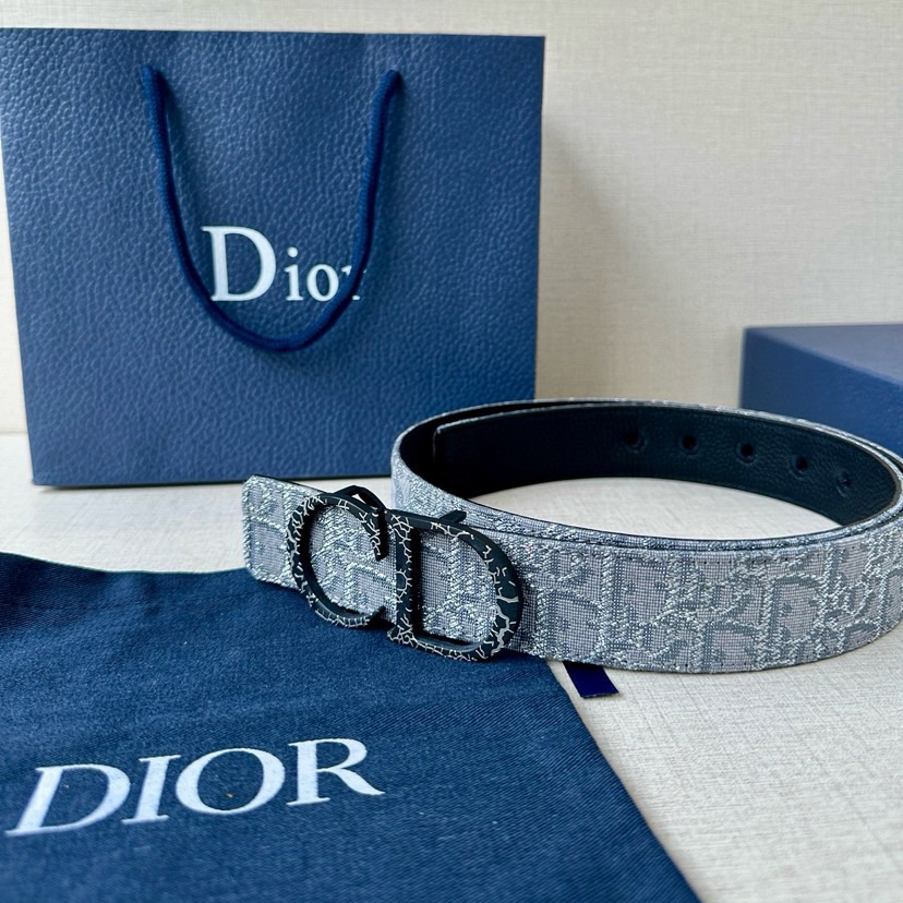 Dior Double Sided Waist Belt Width Of 3.5cm Double-Sided Design With One Side Made Of Grey Oblique Printed Fabric And The Other Side Made Of Black Grain Cowhide Leather Can Be Paired With Various 35mm Waistband Buckles Fashionable And Versatile