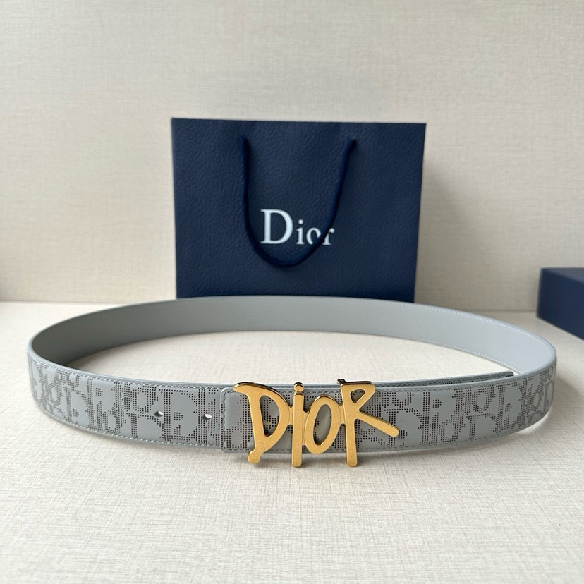 Dior Leather It Has A Thick Touch, With Clear And Distinct Printed Patterns It Is A Fashionable And Classic Men's Belt A Designer Belt A Casual And Smooth Buckle Belt For Both Women And Men With A Width Of 3.5 Cm And With Box