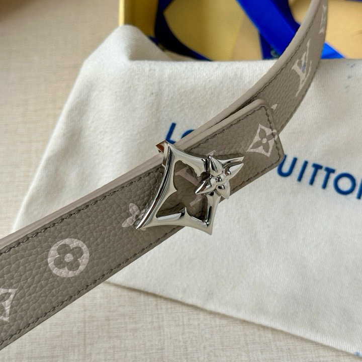 LV Belts for Women Designer Belt Womens Formal Smooth Buckle Woman Narrow Genuine Leather Golden Bronze Cowhide Design Thin Optional High Quality