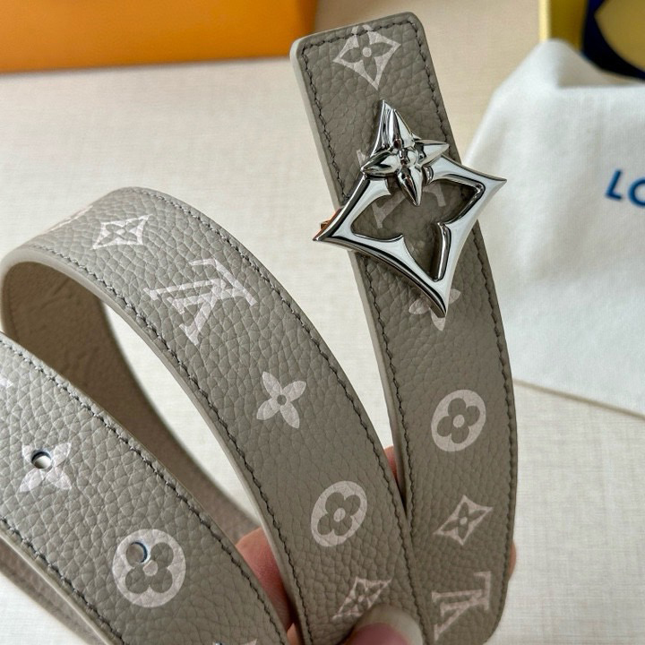 LV Belts for Women Designer Belt Womens Formal Smooth Buckle Woman Narrow Genuine Leather Golden Bronze Cowhide Design Thin Optional High Quality