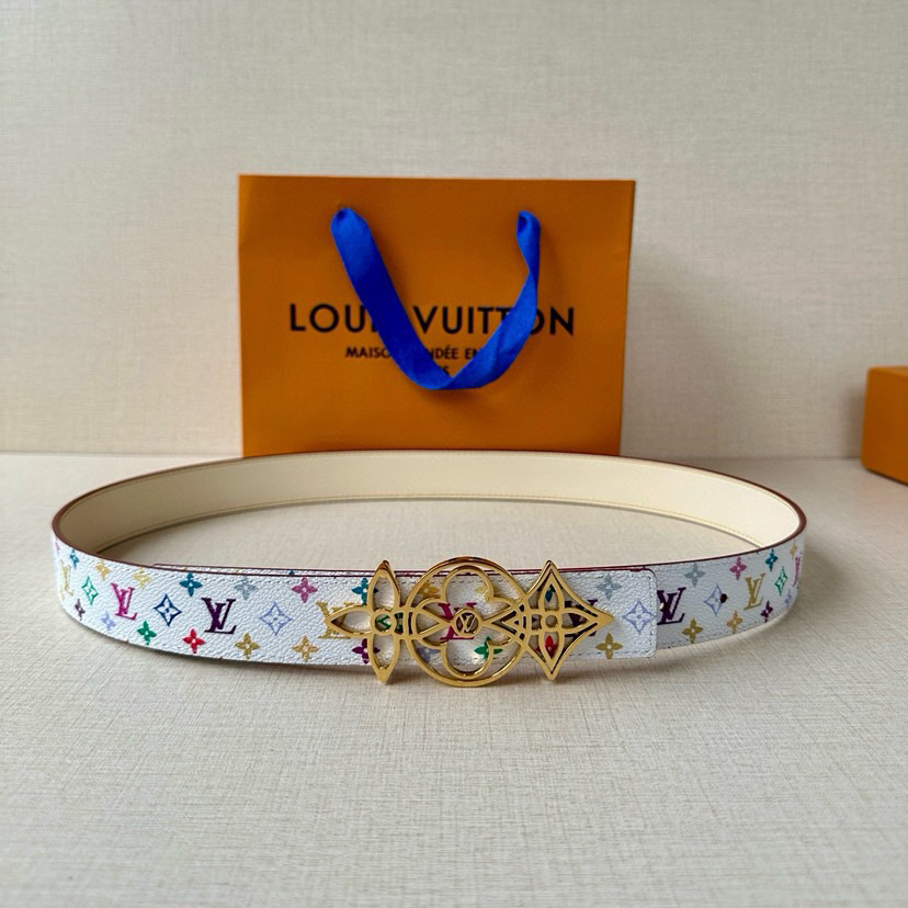 LV Leather It Has A Thick Touch, With Clear And Distinct Printed Patterns It Is A Fashionable And Classic Men's Belt A Designer Belt A Casual And Smooth Buckle Belt For Both Women And Men With A Width Of 3.0 Cm And With Box