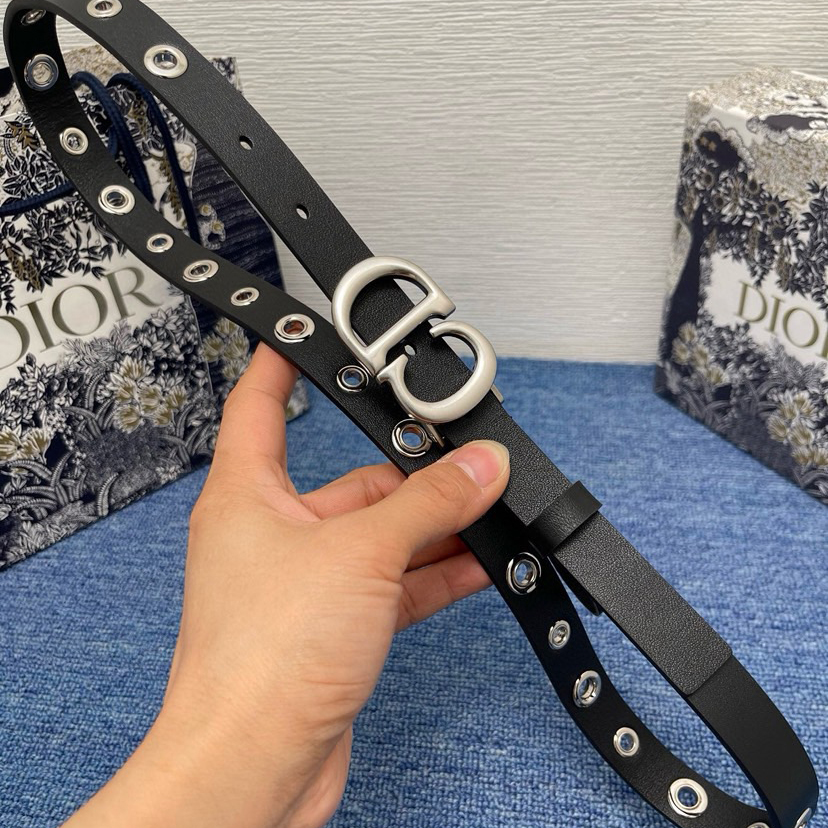 Dior Double-Sided Waistband 20mm Is Meticulously Crafted In Black Cowhide Leather Adorned With A Series Of Eyelets And Paired With A Silver Finish Metal Cd Waistband Buckle Elegantly Reinterpreting The Classic Dior Logo