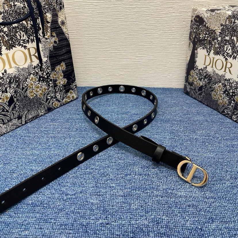 Dior Double-Sided Waistband 20mm Is Meticulously Crafted In Black Cowhide Leather Adorned With A Series Of Eyelets And Paired With A Silver Finish Metal Cd Waistband Buckle Elegantly Reinterpreting The Classic Dior Logo