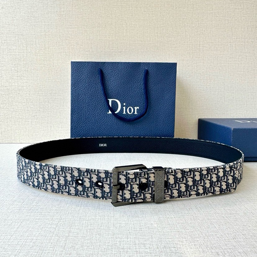 The Dior Waistband Features A Brown Smooth Cowhide Metal Buckle Engraved With A Wicker Pattern The Length Of The Waistband Is Adjustable And Can Be Paired With Various 35mm Buckles To Create A Casual Look