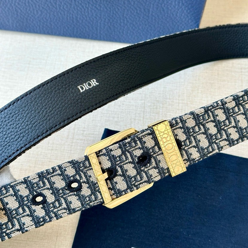 The Dior Waistband Features A Brown Smooth Cowhide Metal Buckle Engraved With A Wicker Pattern The Length Of The Waistband Is Adjustable And Can Be Paired With Various 35mm Buckles To Create A Casual Look