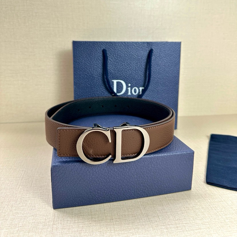 Dior Double-Sided Waistband Is Meticulously Crafted From Grain Leather On Both Sides With One Side In Black And The Other Side Available In Multiple Colors It Can Be Paired With Various 35mm Stainless Steel Belt Buckles For