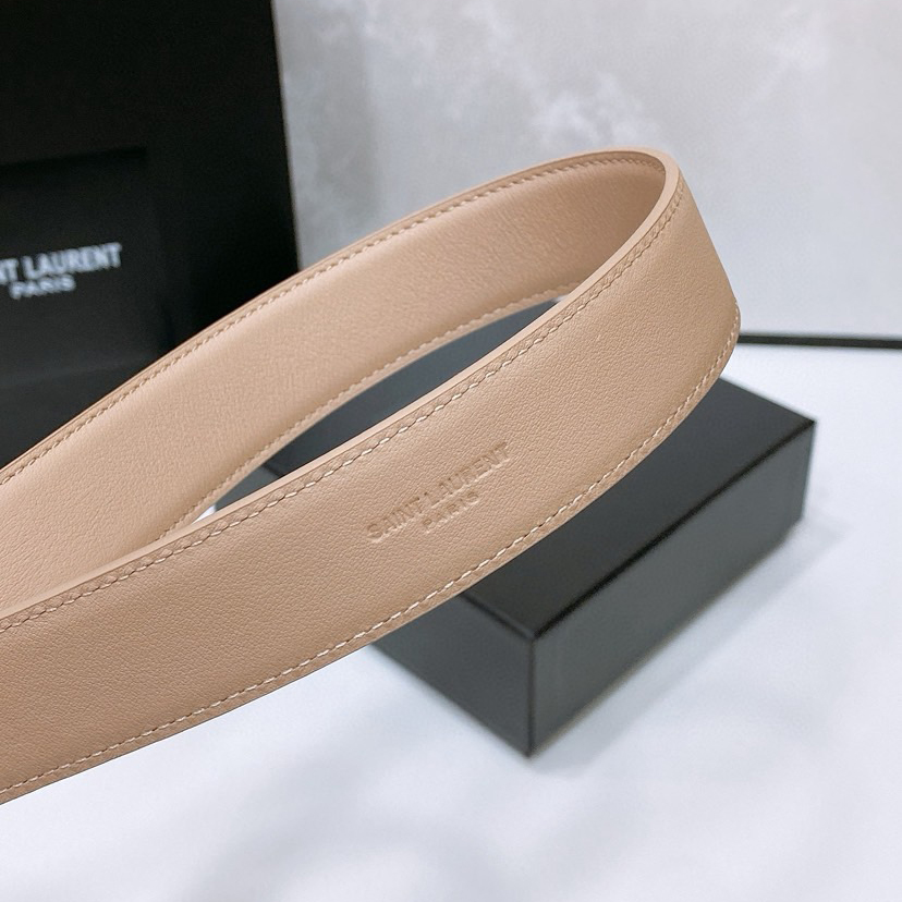 YSL Sheepskin Leather Belt With Adjustable Rectangular Buckle And Le Cassandre Loop Buckle Retro Copper Gold Metal Accessory Adjustable Buckle Opening And Closing Design Simple And Versatile