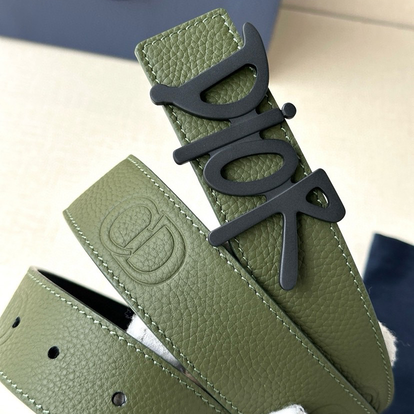 Dior Double-Sided Waistband Is Meticulously Crafted From Grain Leather On Both Sides With One Side In Black And The Other Side Available In Multiple Colors It Can Be Paired With Various 35mm Stainless Steel Belt Buckles For