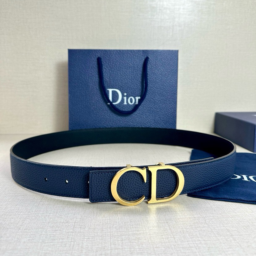 Dior Double-Sided Waistband Is Meticulously Crafted From Grain Leather On Both Sides With One Side In Black And The Other Side Available In Multiple Colors It Can Be Paired With Various 35mm Stainless Steel Belt Buckles For