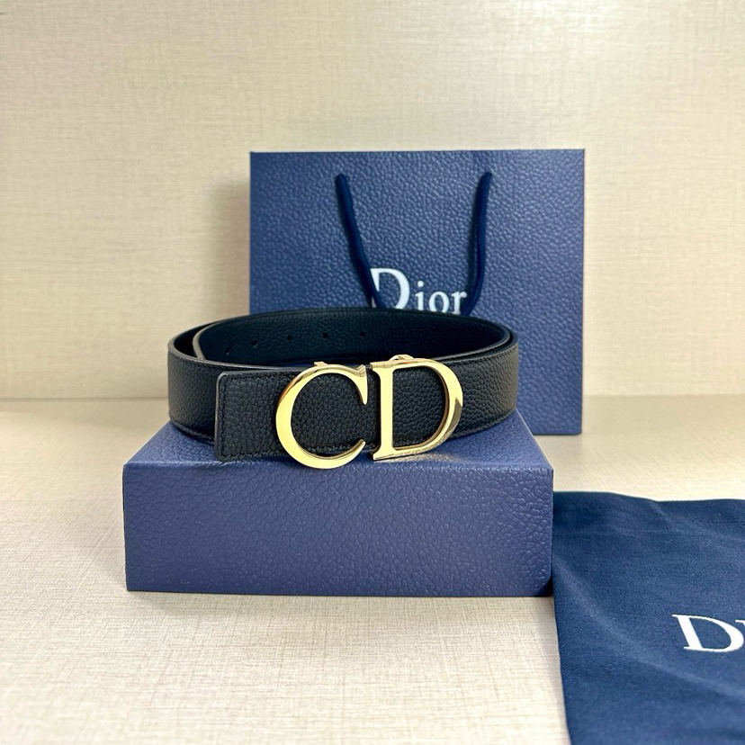 Dior Double-Sided Waistband Is Meticulously Crafted From Grain Leather On Both Sides With One Side In Black And The Other Side Available In Multiple Colors It Can Be Paired With Various 35mm Stainless Steel Belt Buckles For
