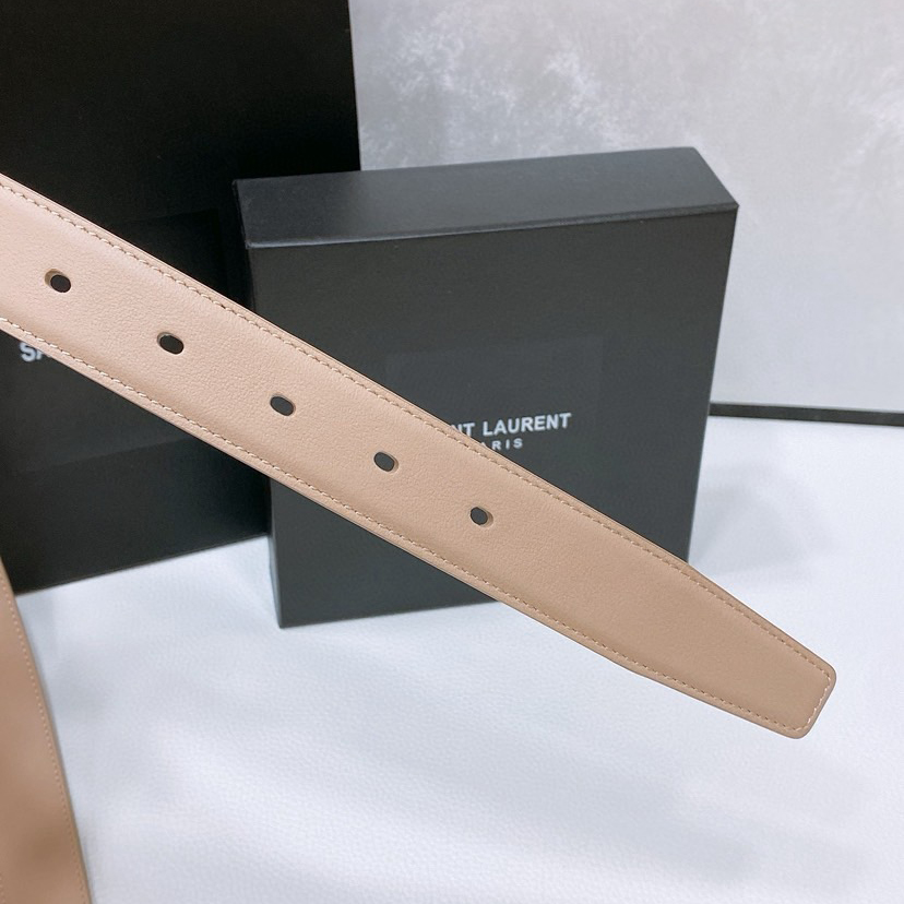 YSL Sheepskin Leather Belt With Adjustable Rectangular Buckle And Le Cassandre Loop Buckle Retro Copper Gold Metal Accessory Adjustable Buckle Opening And Closing Design Simple And Versatile