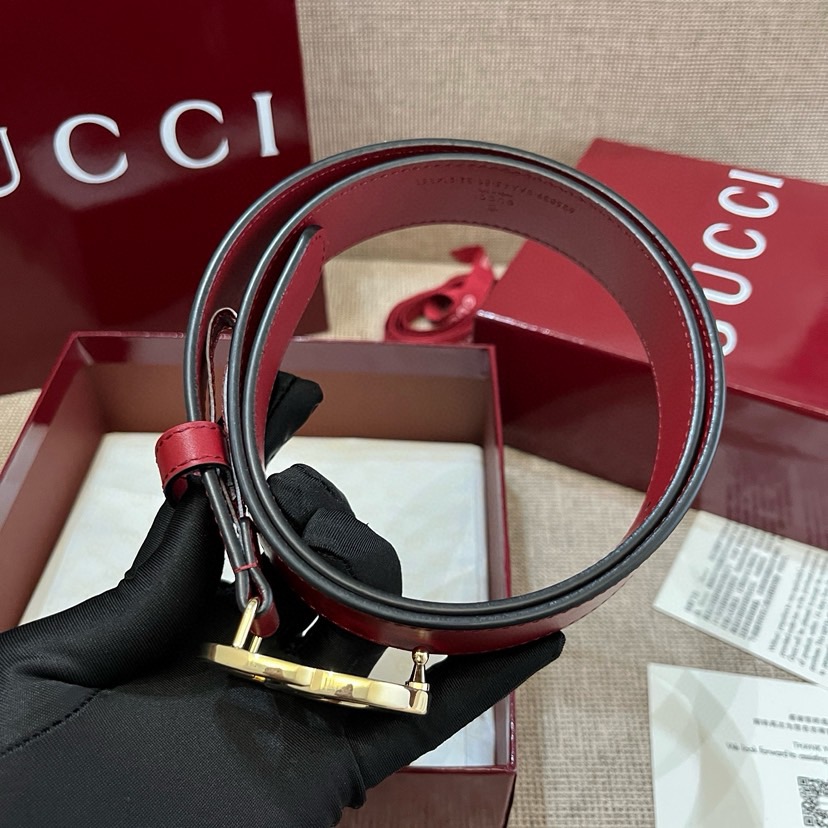 Gucci Women's Belt Classic Double G Buckle Design Adopts Italian Top Layer Cowhide Leather With Delicate Texture, Suitable For Any Occasion Perfectly Matched With Any Style Width 3cm