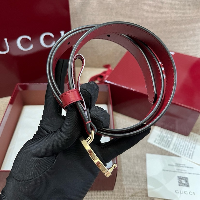 Gucci Women's Belt Classic Double G Buckle Design Adopts Italian Top Layer Cowhide Leather With Delicate Texture, Suitable For Any Occasion Perfectly Matched With Any Style Width 3cm