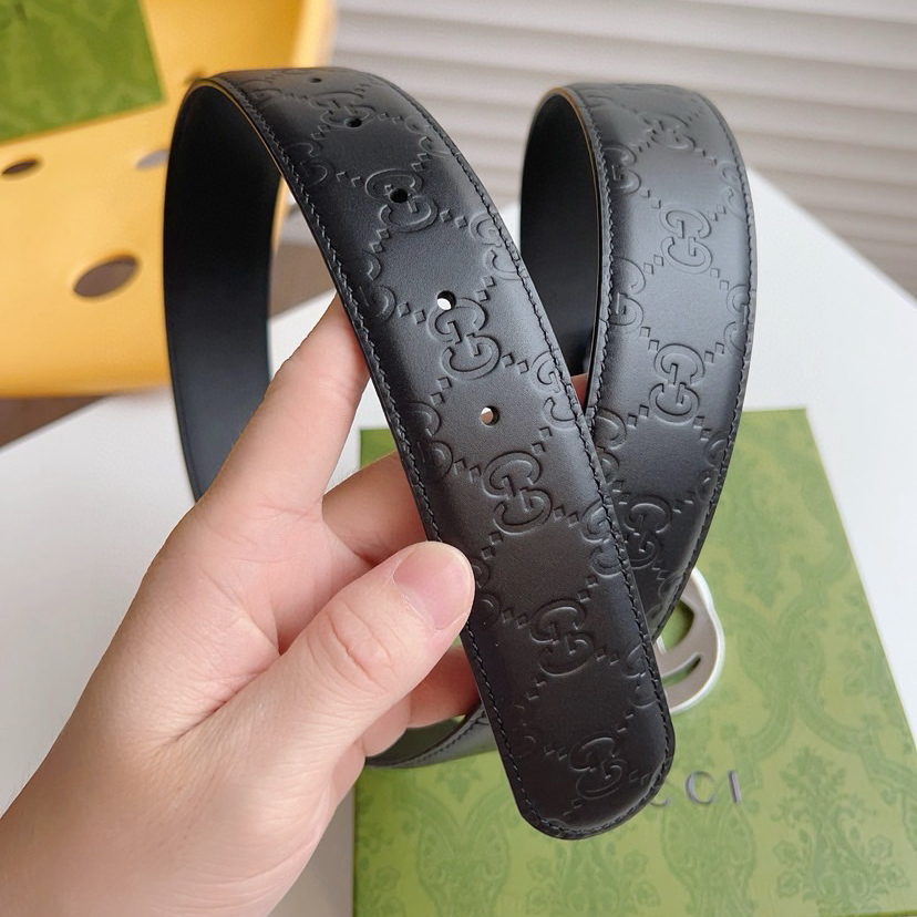 Gucci Circular Interlocking Double G Buckle, Accessories And Ready To Wear Items Continue To Rejuvenate And Present The Brand's Classic Details Simple Yet Elegant Style Suitable For Various Dressing Styles Belt Width: 4.0cm