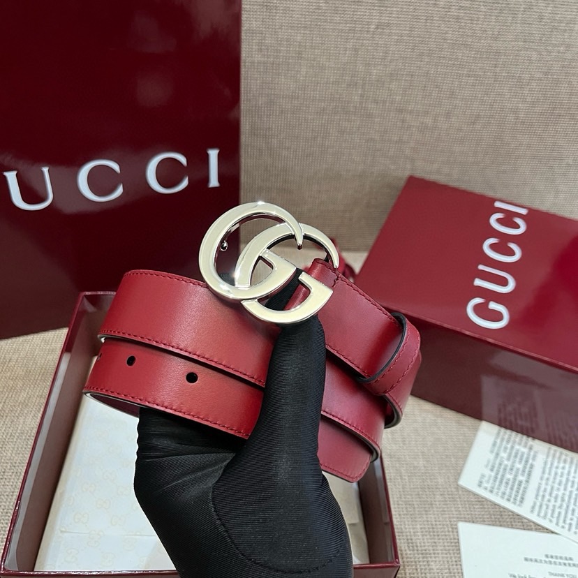 Gucci Women's Belt Classic Double G Buckle Design Adopts Italian Top Layer Cowhide Leather With Delicate Texture, Suitable For Any Occasion Perfectly Matched With Any Style Width 3cm