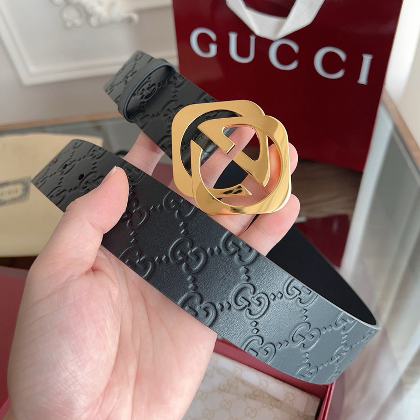 Gucci Leather It Has A Thick Touch With Clear And Distinct KnurlingPatterns It Is A Fashionable And Classic Men's Belt A Designer Belt A Casual And Smooth Buckle Belt For Both Women And Men With A Width Of 4.0 Cm And With Box