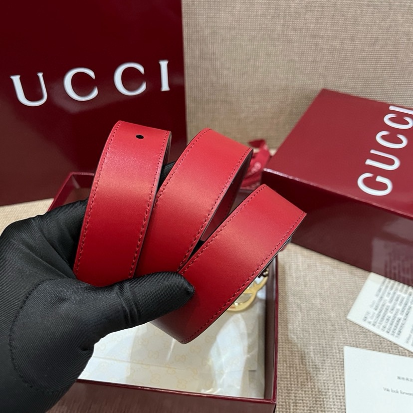 Gucci Women's Belt Classic Double G Buckle Design Adopts Italian Top Layer Cowhide Leather With Delicate Texture, Suitable For Any Occasion Perfectly Matched With Any Style Width 3cm