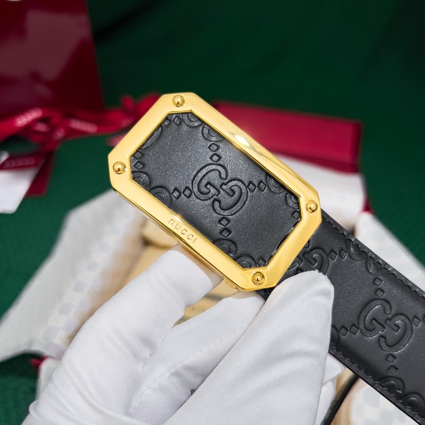 Gucci Leather It Has A Thick Touch With Clear And Distinct KnurlingPatterns It Is A Fashionable And Classic Men's Belt A Designer Belt A Casual And Smooth Buckle Belt For Both Women And Men With A Width Of 3.5 Cm And With Box