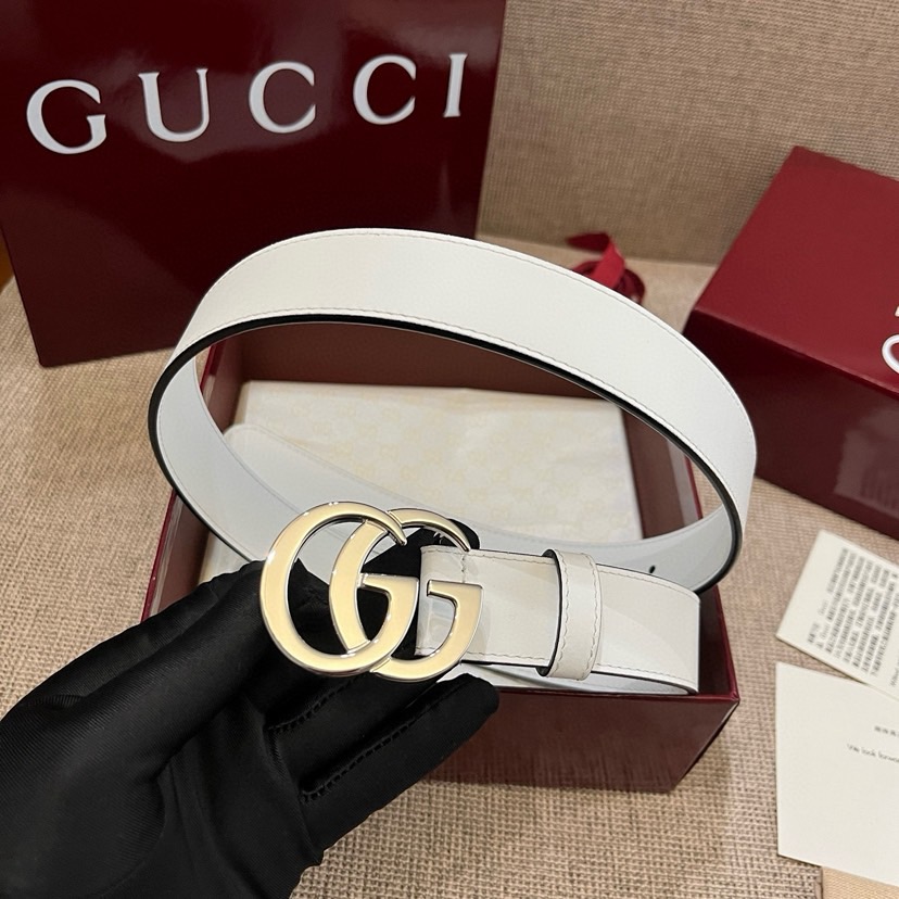 Gucci Women's Belt Classic Double G Buckle Design Adopts Italian Top Layer Cowhide Leather With Delicate Texture, Suitable For Any Occasion Perfectly Matched With Any Style Width 3cm