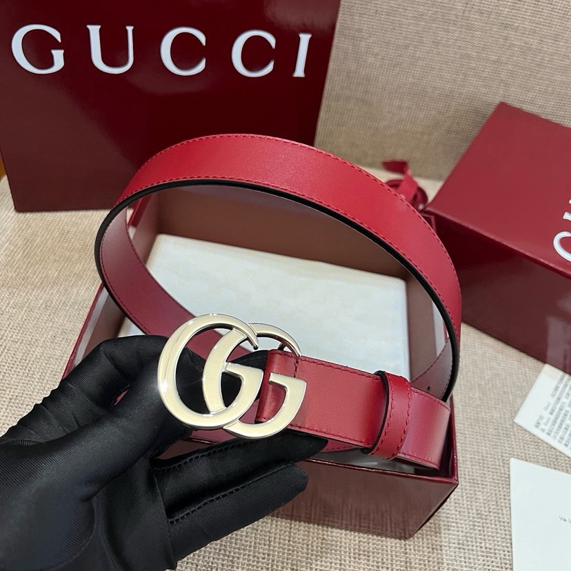 Gucci Women's Belt Classic Double G Buckle Design Adopts Italian Top Layer Cowhide Leather With Delicate Texture, Suitable For Any Occasion Perfectly Matched With Any Style Width 3cm