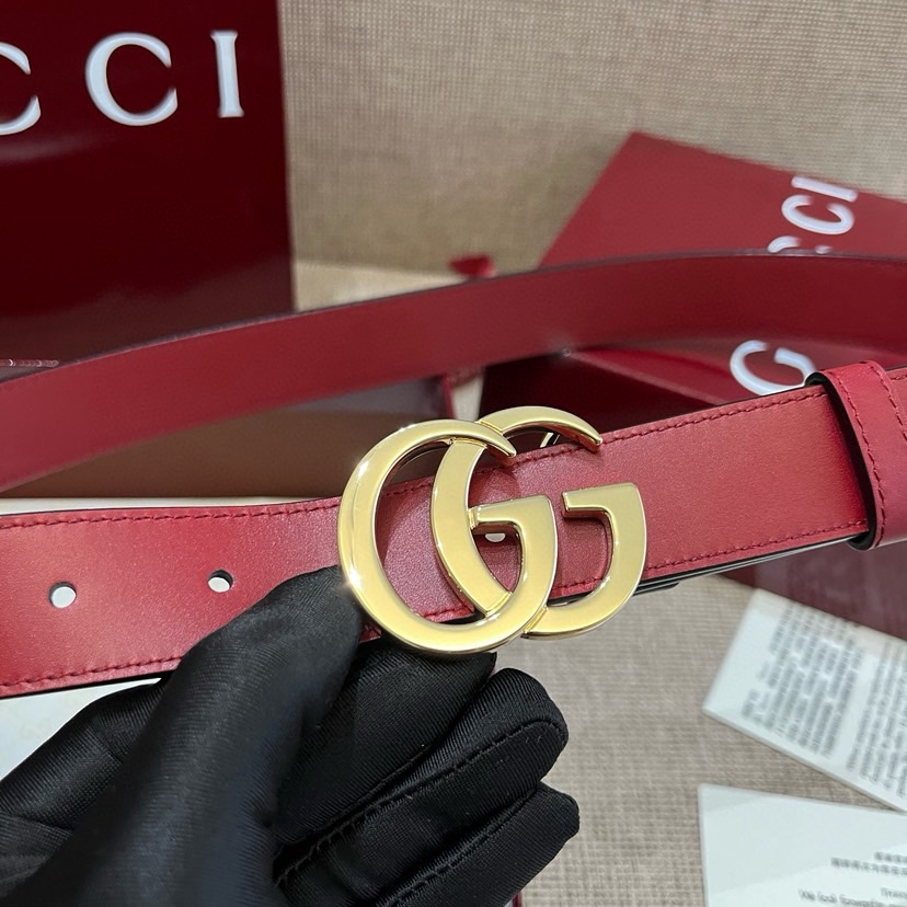Gucci Women's Belt Classic Double G Buckle Design Adopts Italian Top Layer Cowhide Leather With Delicate Texture, Suitable For Any Occasion Perfectly Matched With Any Style Width 3cm