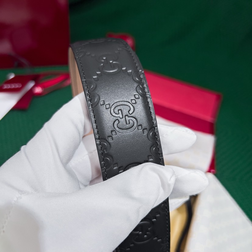 Gucci Leather It Has A Thick Touch With Clear And Distinct KnurlingPatterns It Is A Fashionable And Classic Men's Belt A Designer Belt A Casual And Smooth Buckle Belt For Both Women And Men With A Width Of 3.5 Cm And With Box