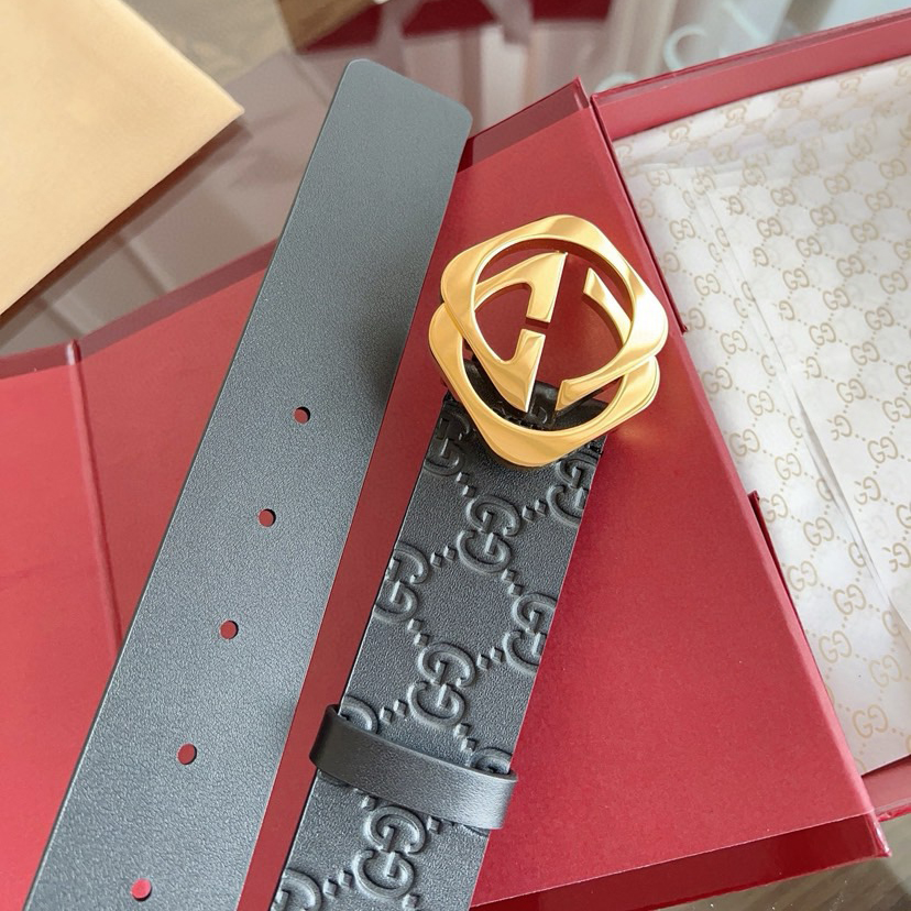 Gucci Leather It Has A Thick Touch With Clear And Distinct KnurlingPatterns It Is A Fashionable And Classic Men's Belt A Designer Belt A Casual And Smooth Buckle Belt For Both Women And Men With A Width Of 4.0 Cm And With Box