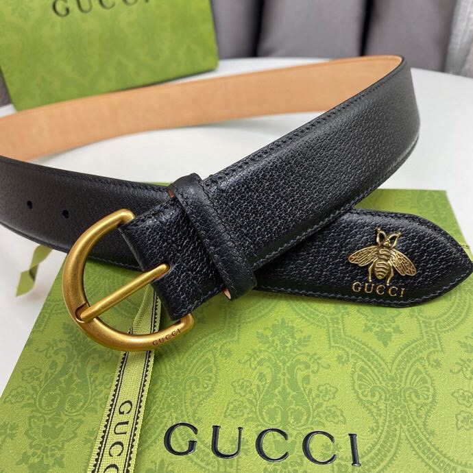 Gucci New Men's Belt Is 40mm Wide Made Of Imported Pig Grain Leather Texture With Brand Logo And Small Bee Ornaments At The Tail New Worn Out Effect Double G Buttons