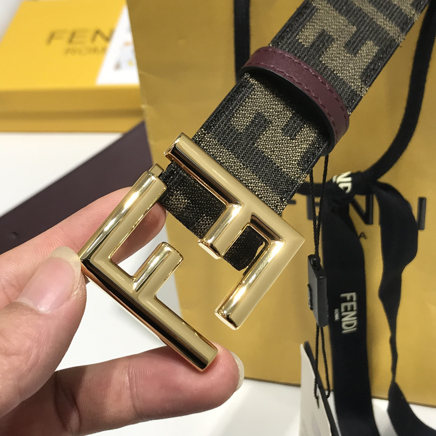 FENDI Designer Belt Mens Belts Womens Brand Belt Luxury Belt Length 100-125cm Woman Men Belt Fashion Classics Casual Letter Smooth Buckle Designer High Quality Belt