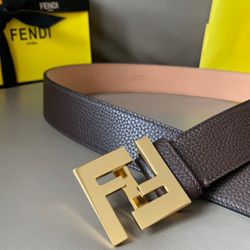 FENDI Men's Fashionable Casual Belt Made Of Cowhide Material With A Width Of 4.0cm And An Iconic Fe Buckle Casual And Versatile Low-Key And Luxurious