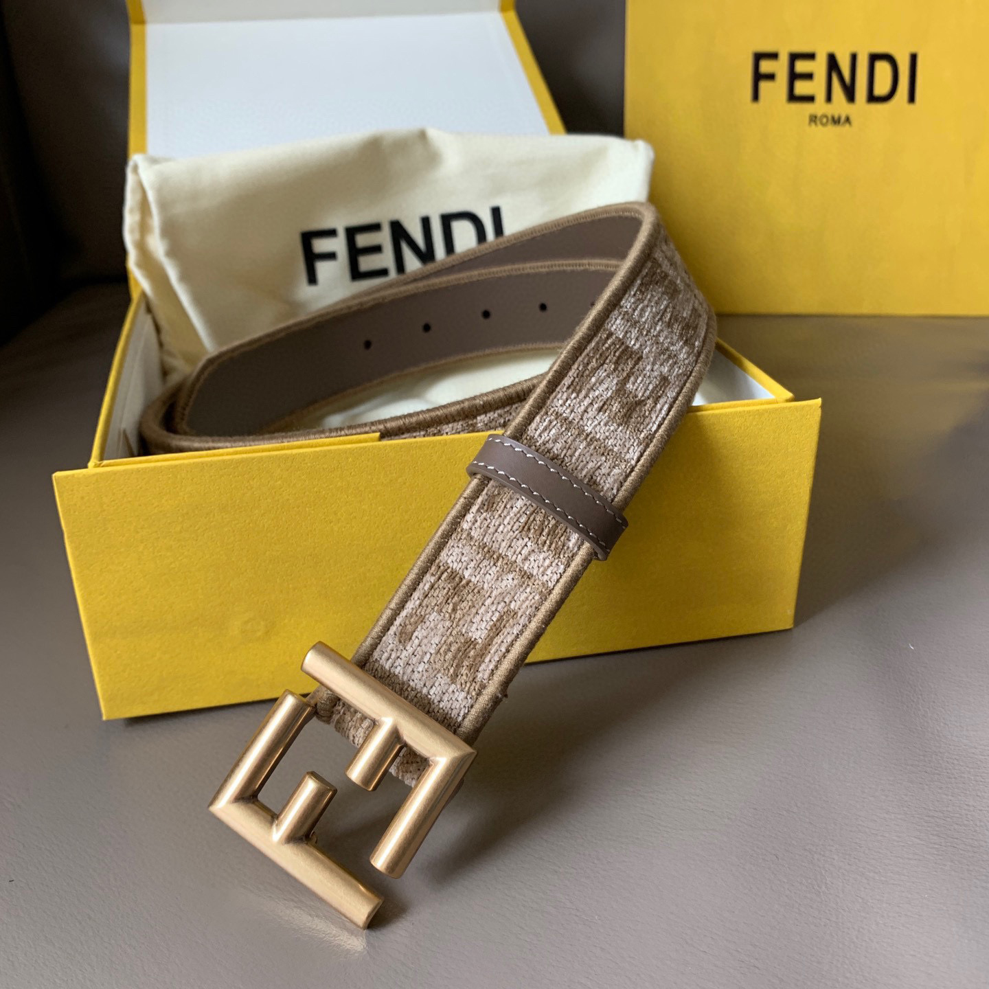 FENDI Unisex Pigeon Grey Fabric Material Decorated With White Jacquard Ff Pattern Beige Leather Details Golden Finished Metal Piece With A Width Of 3.5cm