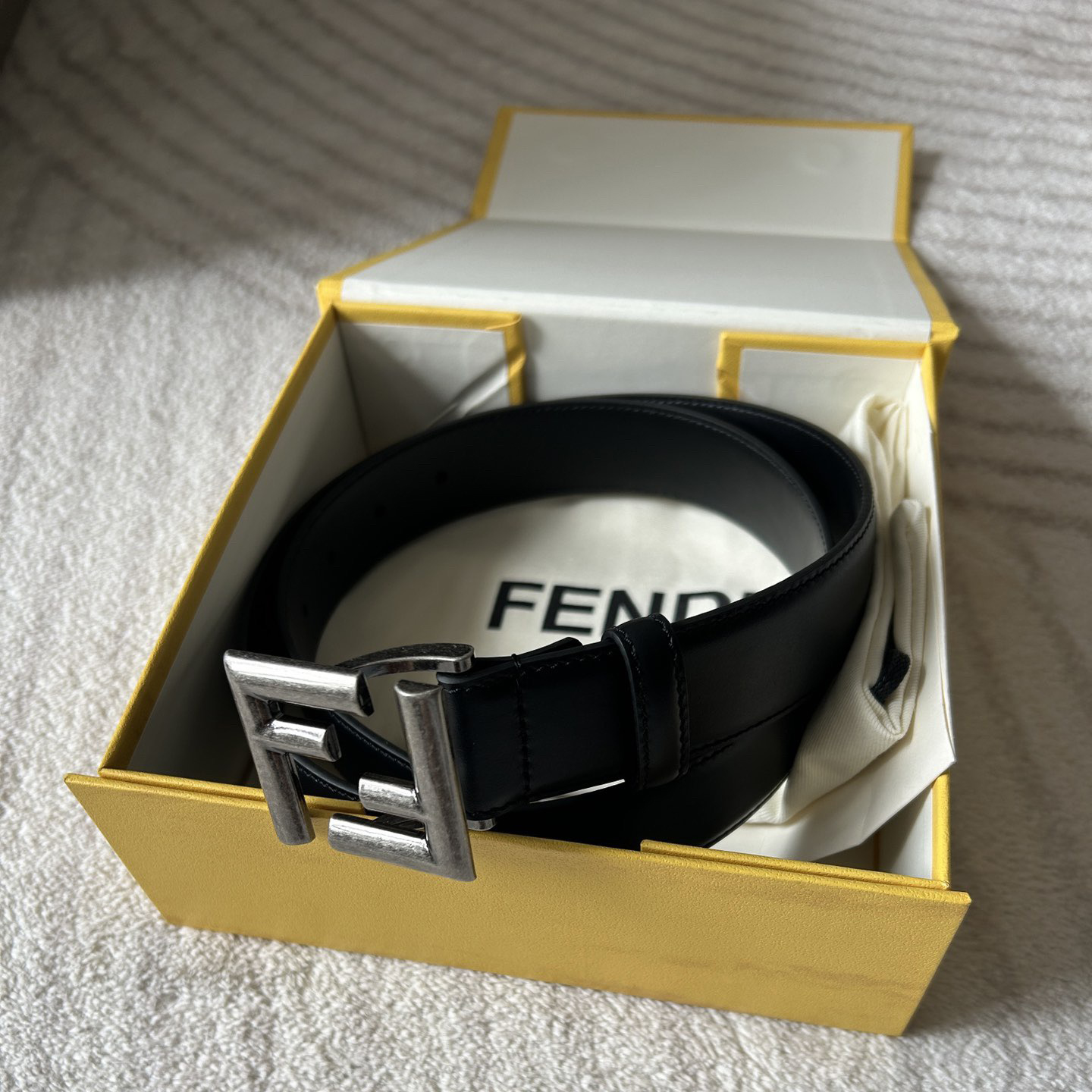 FENDI Unisex Casual Waist Belt Width 3.5cm Black Double-Sided Calf Leather With Loop And FF Nail Buckle Retro Gold Coated Metal Accessories Simple Fashionable Elegant And Atmospheri