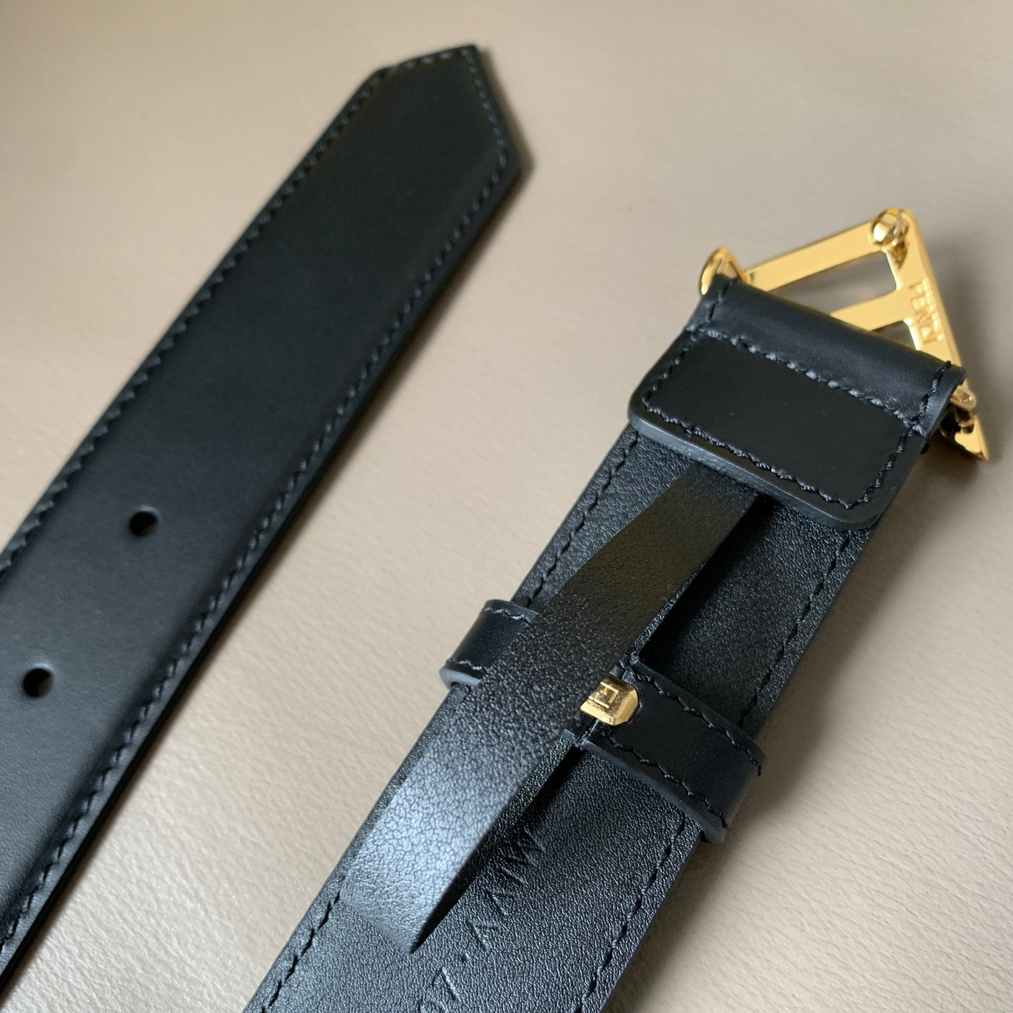 FENDI Designer Belt Mens Belts Womens Brand Belt Luxury Belt Length 100-125cm Woman Men Belt Fashion Classics Casual Letter Smooth Buckle Designer High Quality Belt
