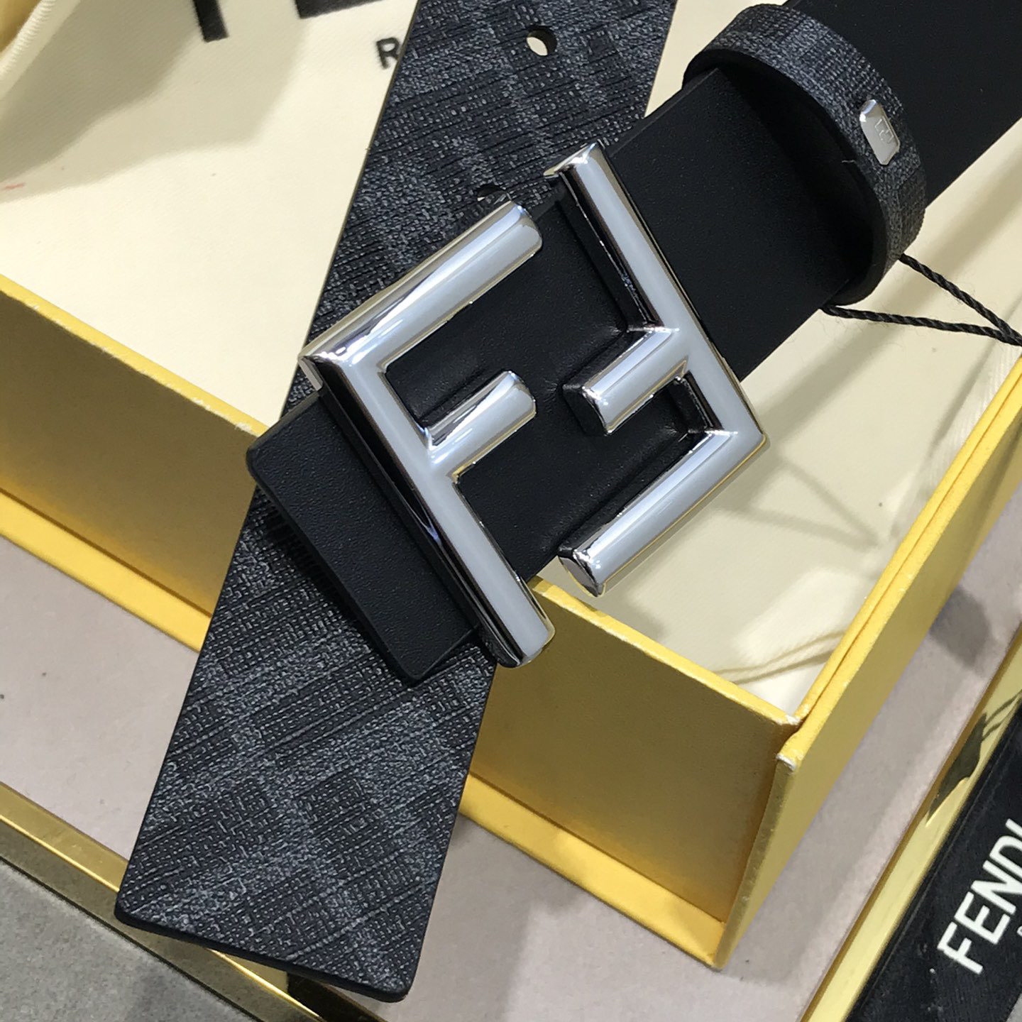 FENDI Designer Belt Mens Belts Womens Brand Belt Luxury Belt Length 100-125cm Woman Men Belt Fashion Classics Casual Letter Smooth Buckle Designer High Quality Belt