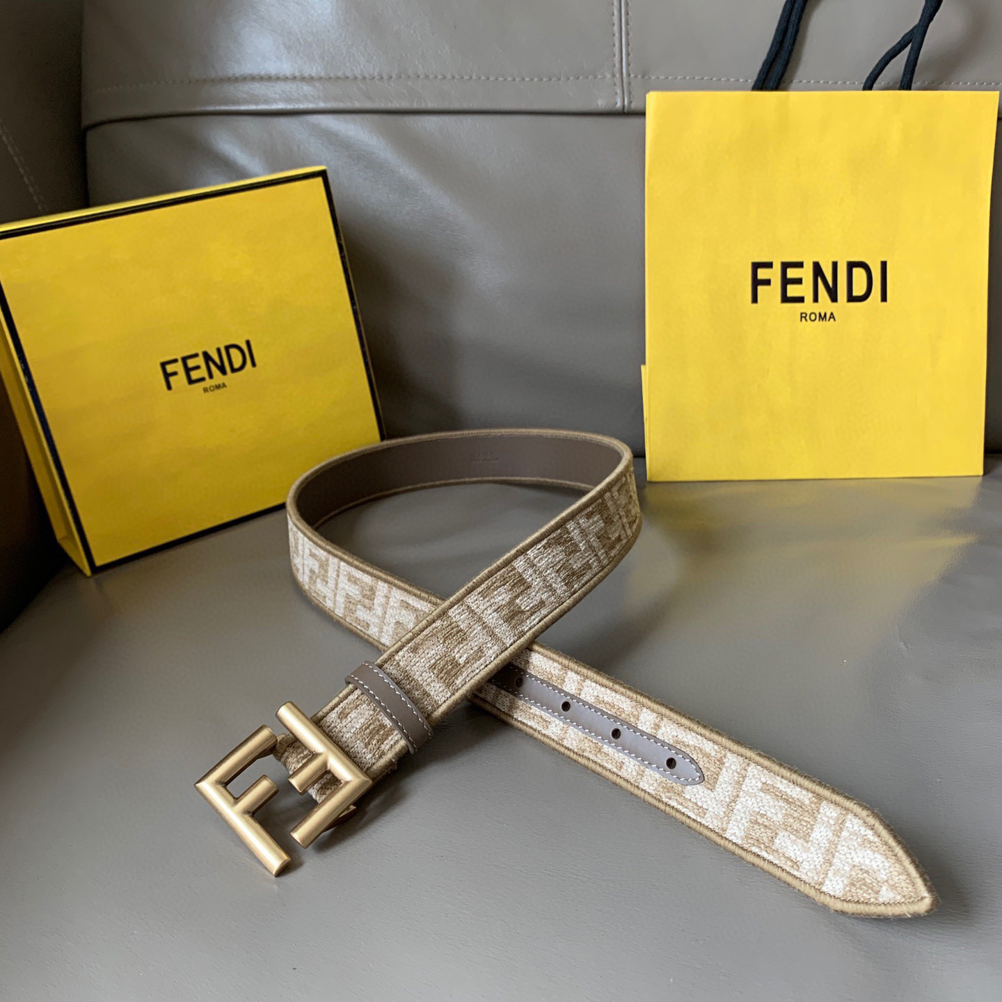 FENDI Unisex Pigeon Grey Fabric Material Decorated With White Jacquard Ff Pattern Beige Leather Details Golden Finished Metal Piece With A Width Of 3.5cm