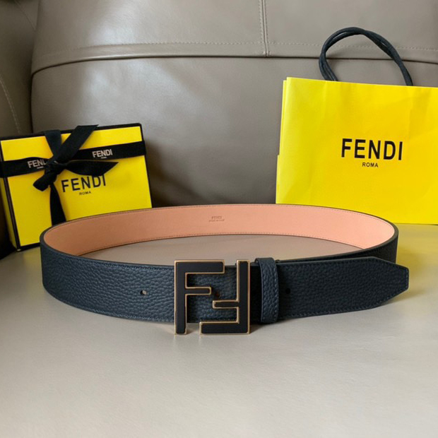 FENDI Unisex Casual Waist Belt Width 4.0cm Made Of Cowhide Material With A Width Paired With The Iconic Double F-Color Buckle Casual And Versatile Low-Key Luxury
