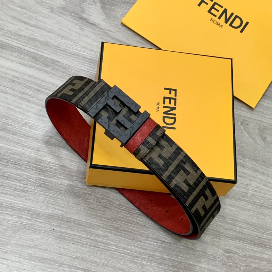 FENDI Leather It Has A Thick Touch With Clear And Distinct Printing Patterns It Is A Fashionable And Classic Men's Belt A Designer Belt A Casual And Smooth Buckle Belt For Both Women And Men With A Width Of 3.8 Cm And With Box