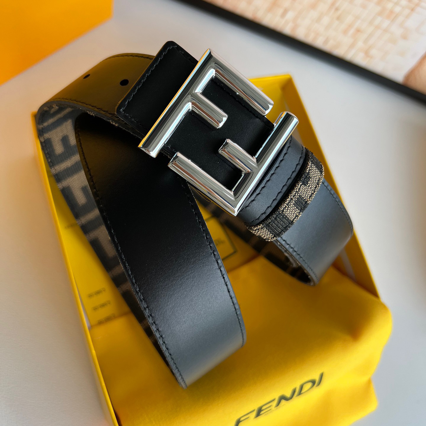 FENDI Designer Belt Mens Belts Womens Brand Belt Luxury Belt Length 100-125cm Woman Men Belt Fashion Classics Casual Letter Smooth Buckle Designer High Quality Belt