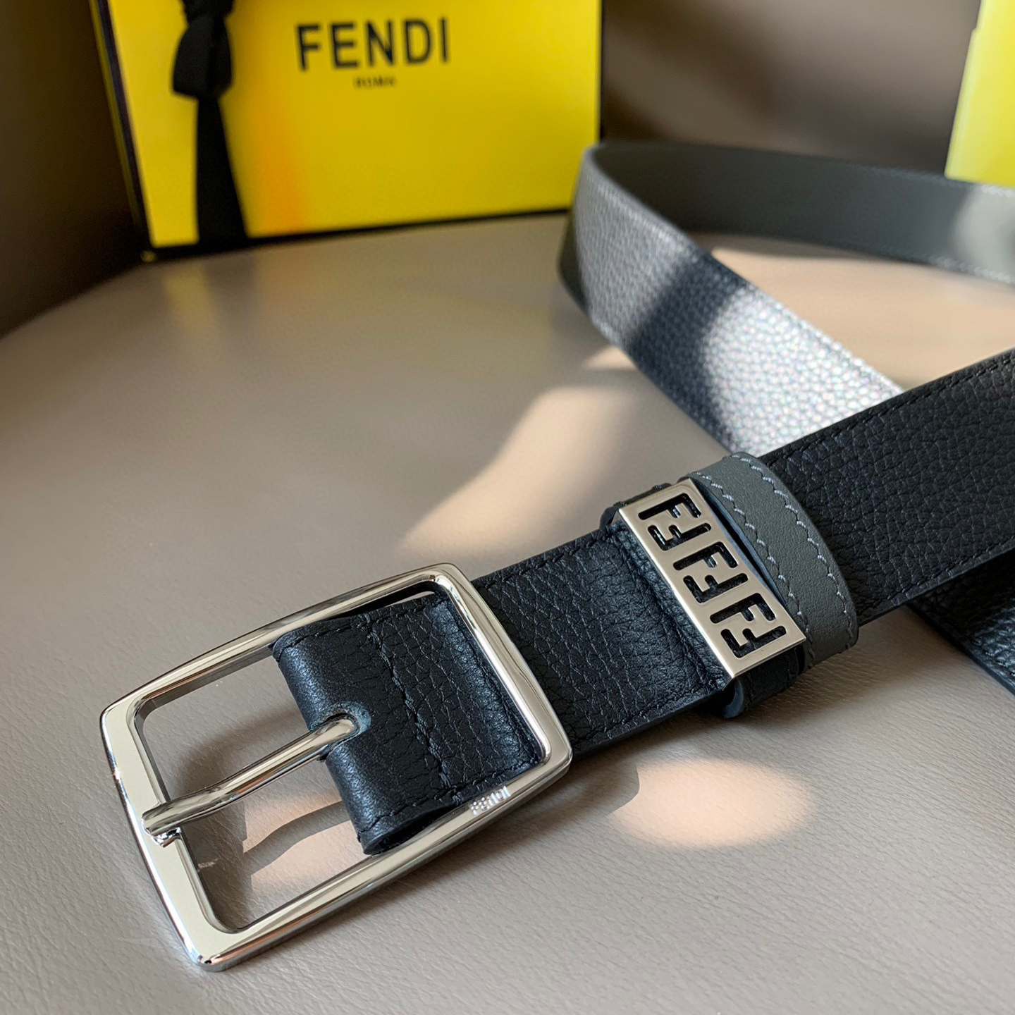 FENDI Men's Casual Needle Buckle Width 3.5cm Belt Comes with Two Belt Rings, One Adorned with Metal Nameplate and Engraved with FF Pattern Two tone Design Black Cuoio Romano Leather Material Gray Calf Inner Lining