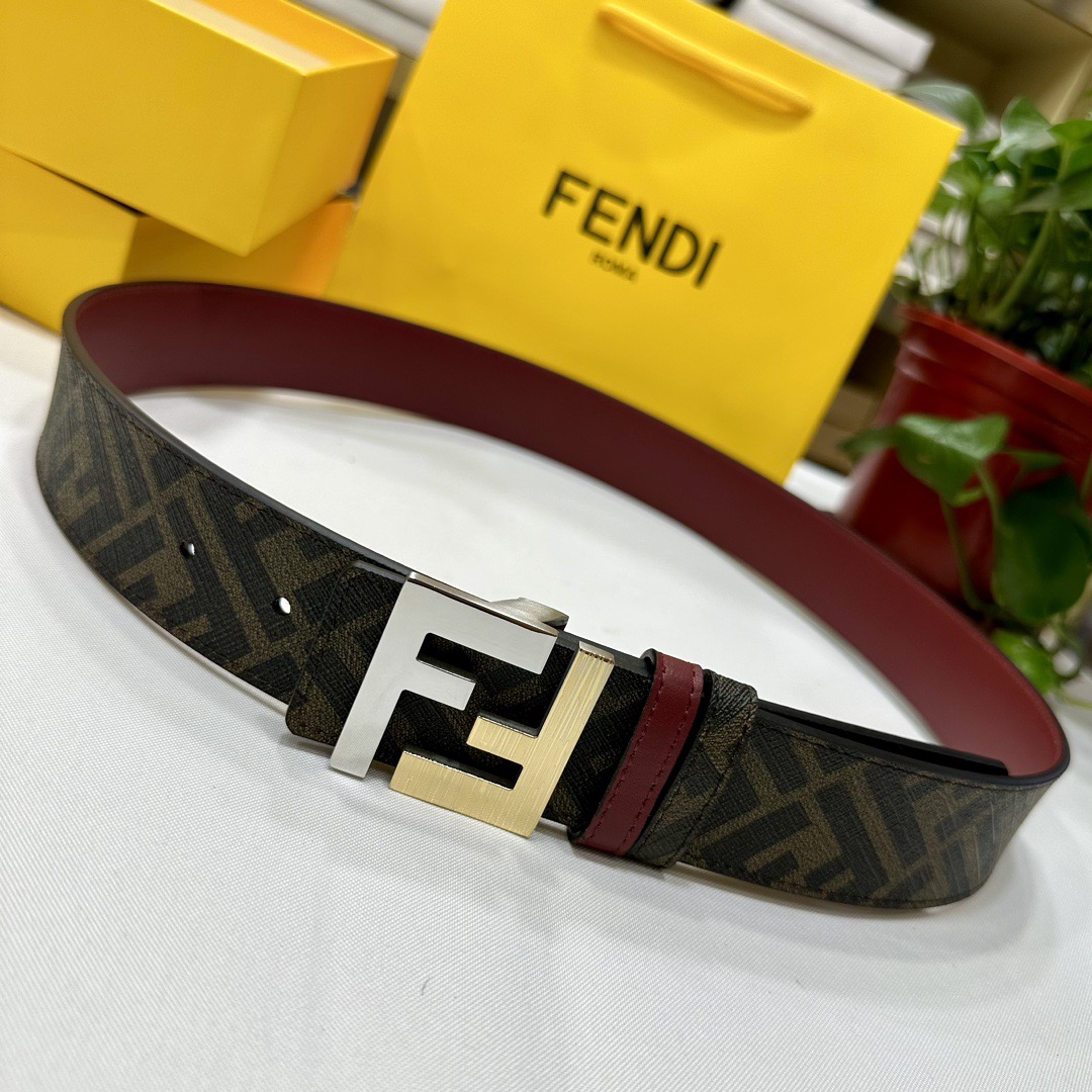 FENDI Leather It Has A Thick Touch With Clear And Distinct Printing Patterns It Is A Fashionable And Classic Men's Belt A Designer Belt A Casual And Smooth Buckle Belt For Both Women And Men With A Width Of 4.0 Cm And With Box