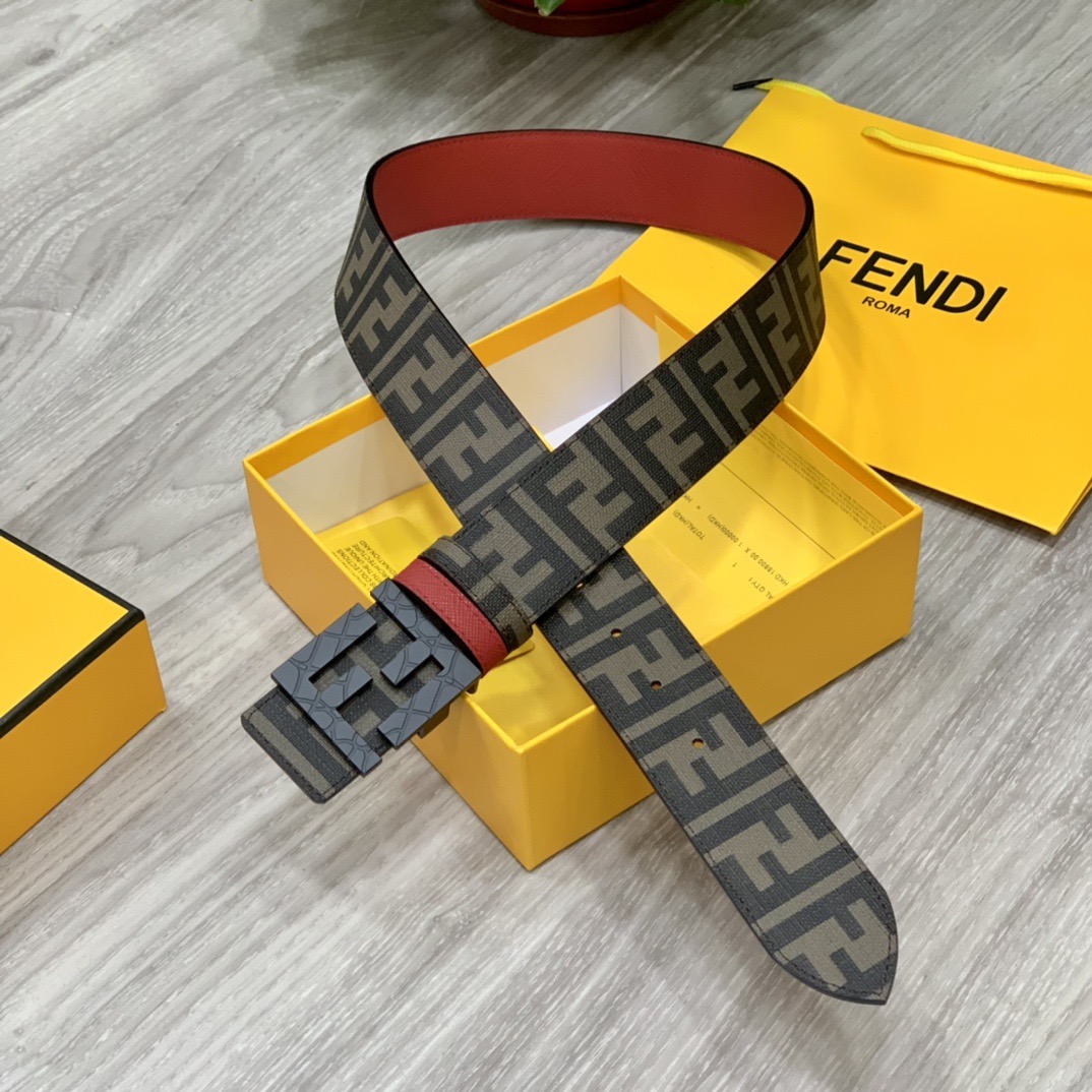 FENDI Leather It Has A Thick Touch With Clear And Distinct Printing Patterns It Is A Fashionable And Classic Men's Belt A Designer Belt A Casual And Smooth Buckle Belt For Both Women And Men With A Width Of 3.8 Cm And With Box