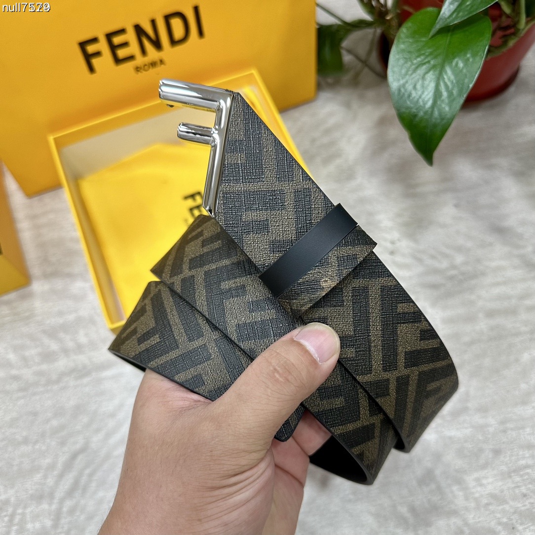 FENDI Unisex Casual Waist Belt Width 4.0cm Double Loop Front and Back Waist Belts F Nail Buckle Black Cuoio Romano Leather Material Back Fabric with Tobacco Yellow and Black FF Pattern Black Enamel Metal Finish Fashionable Classic Versatile Style
