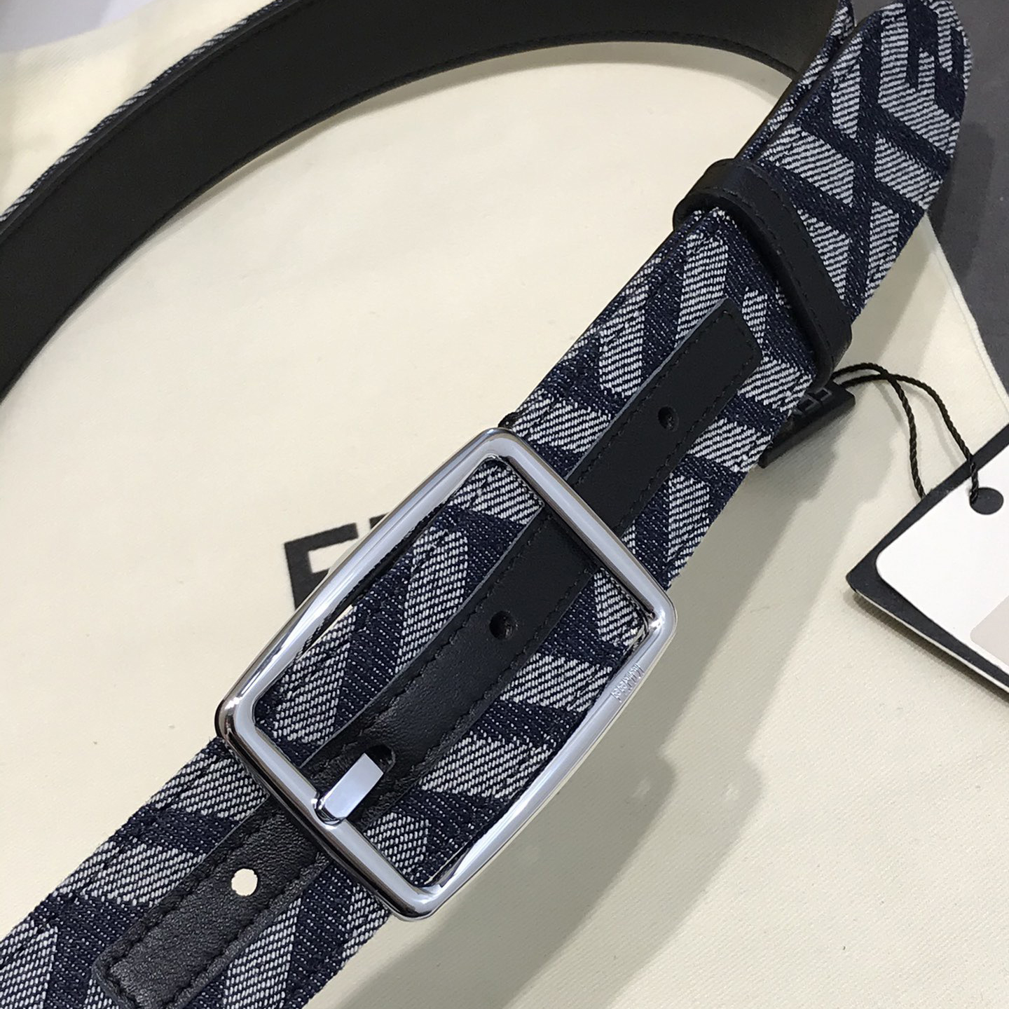 FENDI Designer Belt Men Belts Women's Brand Belt Denim Presbyopia Twill F Logo Design Belt Letter Needle Buckle With Iconic, Imported Calf Leather Luxury Belt Length 100-125cm Width Of 3.5 Cm And With Box